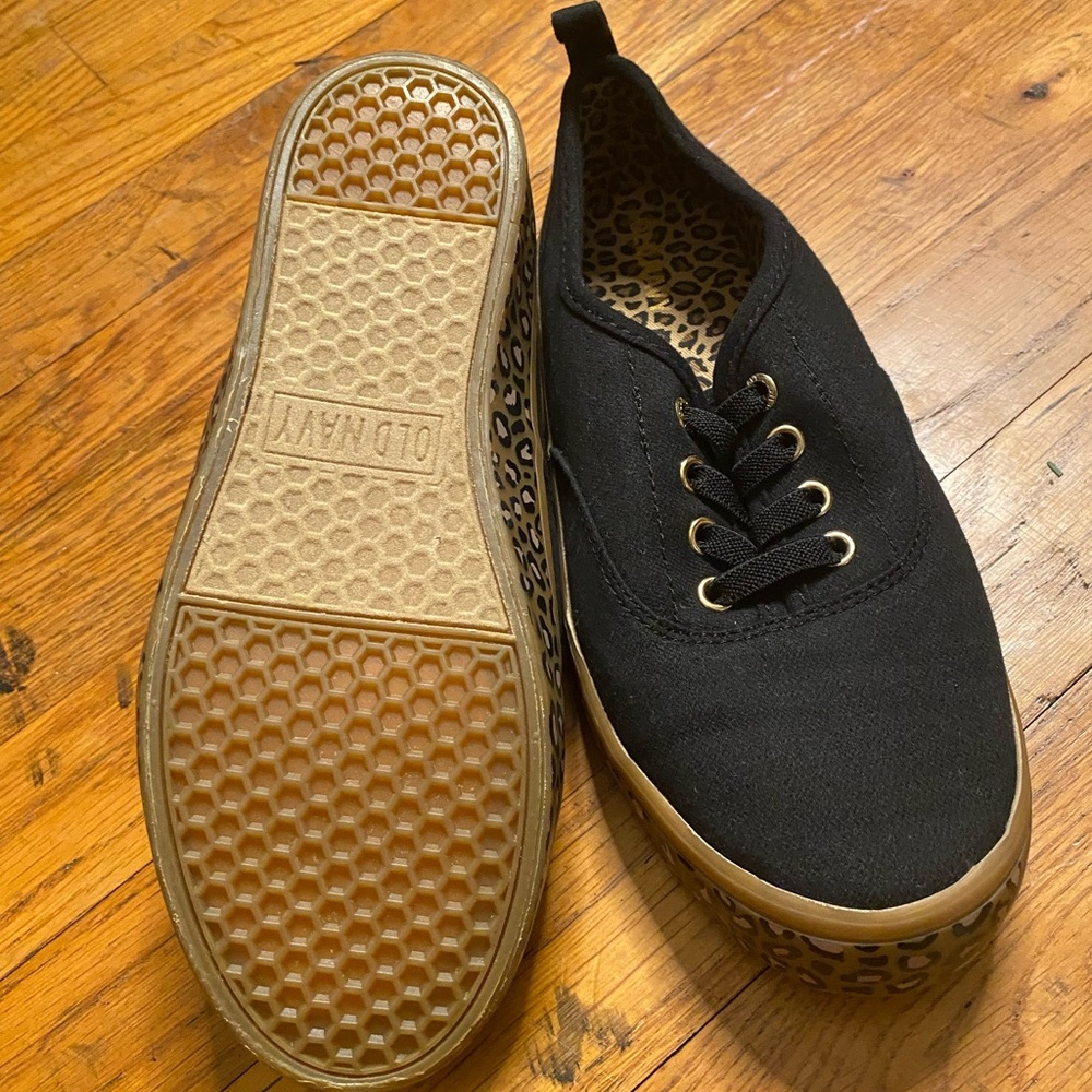 Old Navy kids sneakers - size 3 - Picture 4 of 4